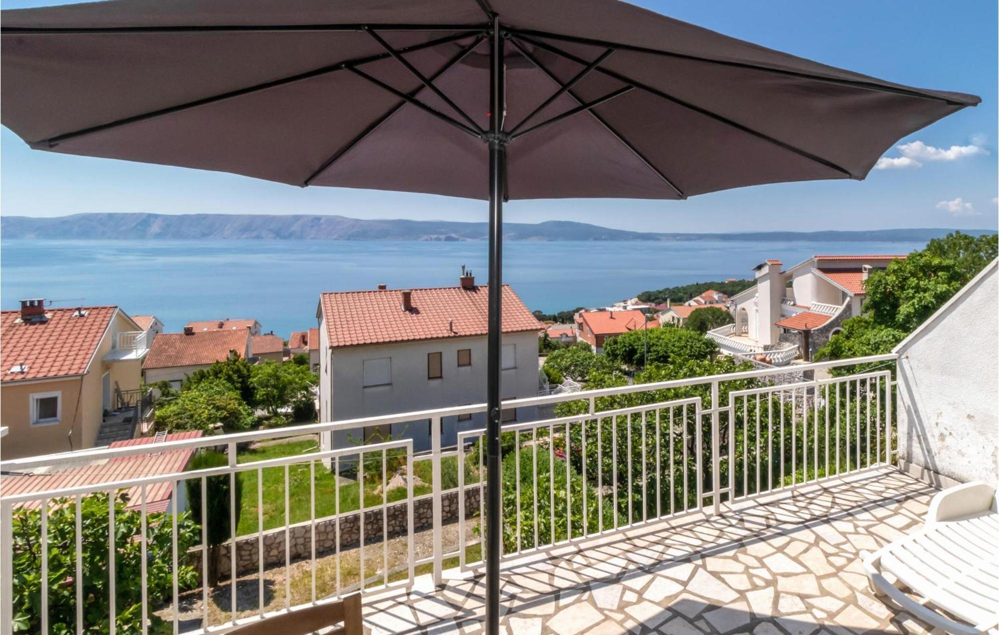 Lovely Apartment In Novi Vinodolski With Wifi Exterior photo